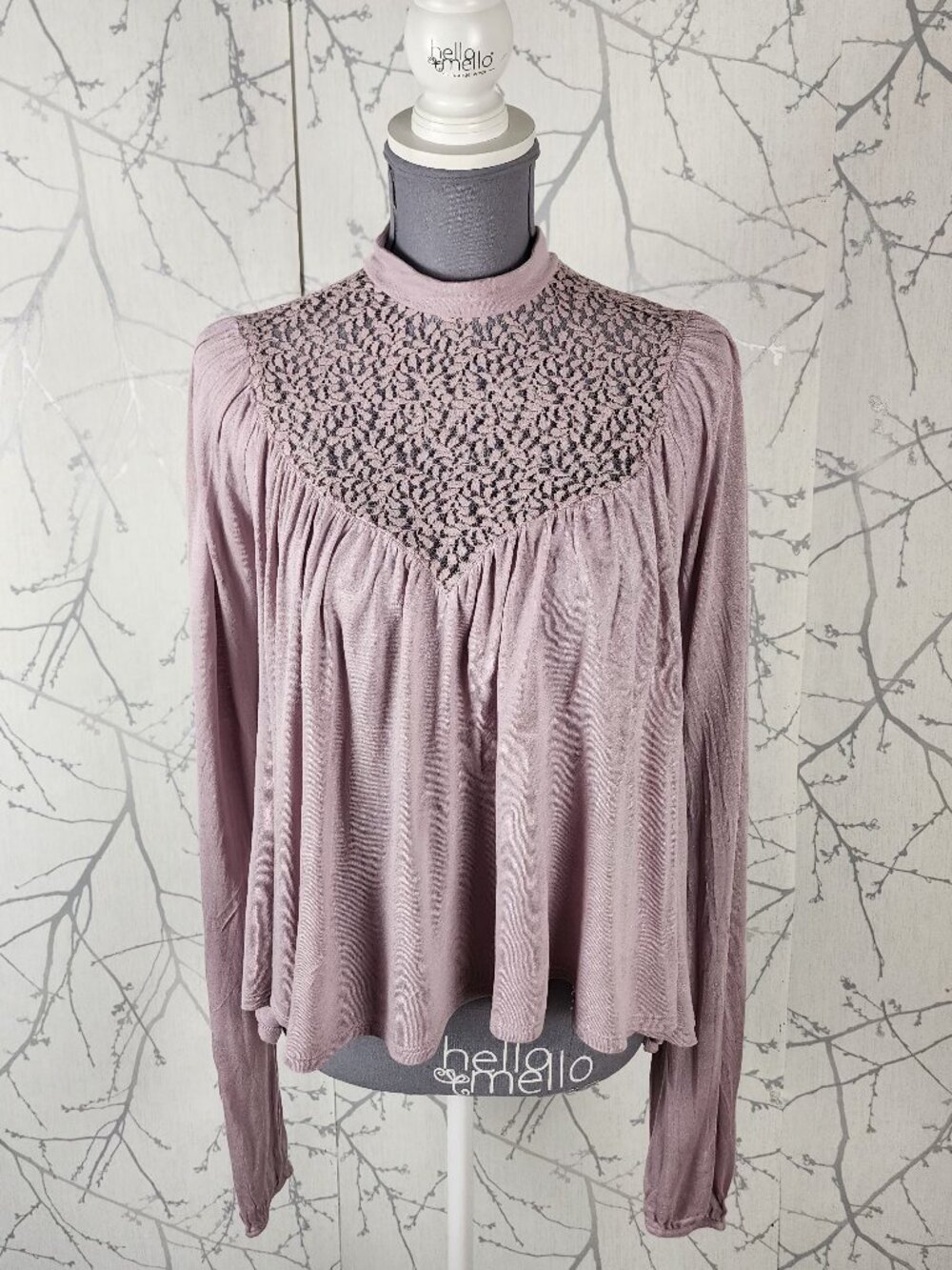 Kimchi Blue Lilac Lace Yoke Mockneck Open Back Top